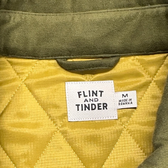 Flint and Tinder Olive Quilted Men's Jacket - Picture 2 of 2